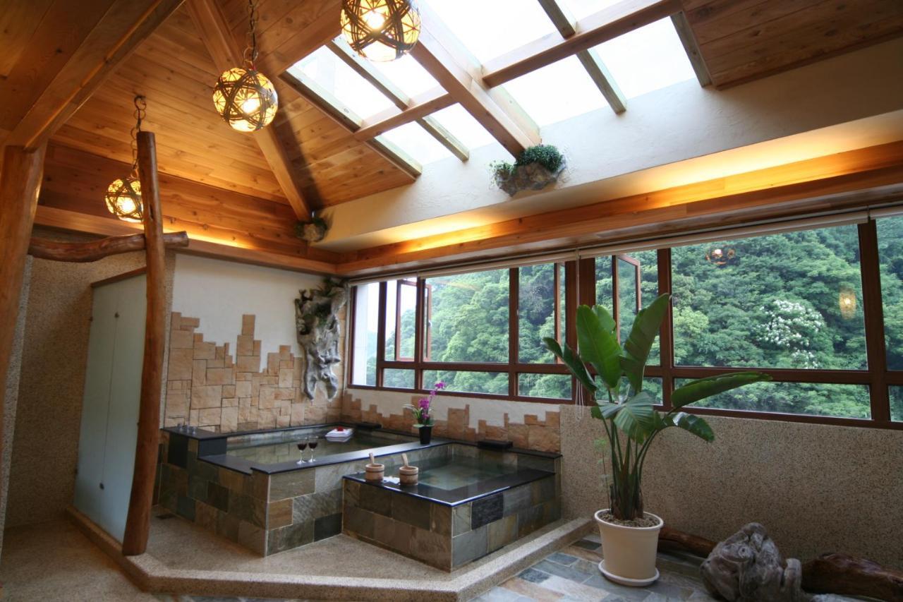 Chief Villa Hot Spring Resort เหรินอ้าย ภายนอก รูปภาพ