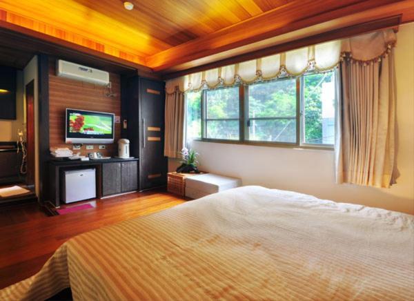 Chief Villa Hot Spring Resort เหรินอ้าย ภายนอก รูปภาพ